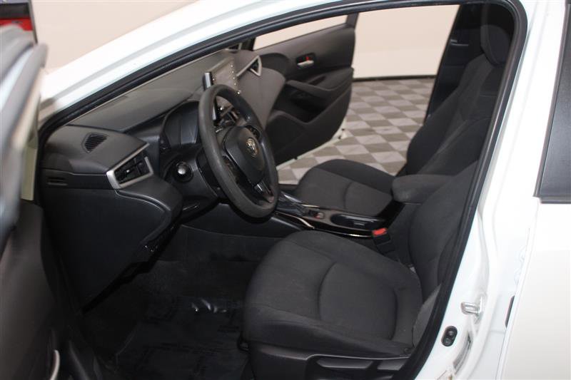 2020 Toyota Corolla LE Image 29 of 54