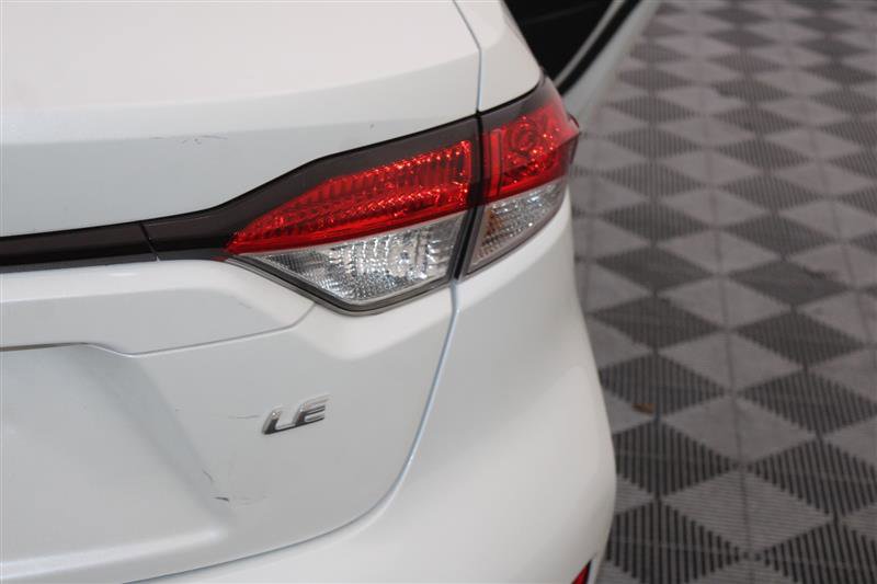 2020 Toyota Corolla LE Image 48 of 54