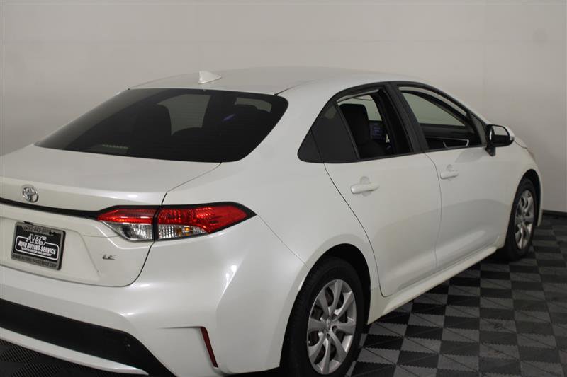 2020 Toyota Corolla LE Image 10 of 54