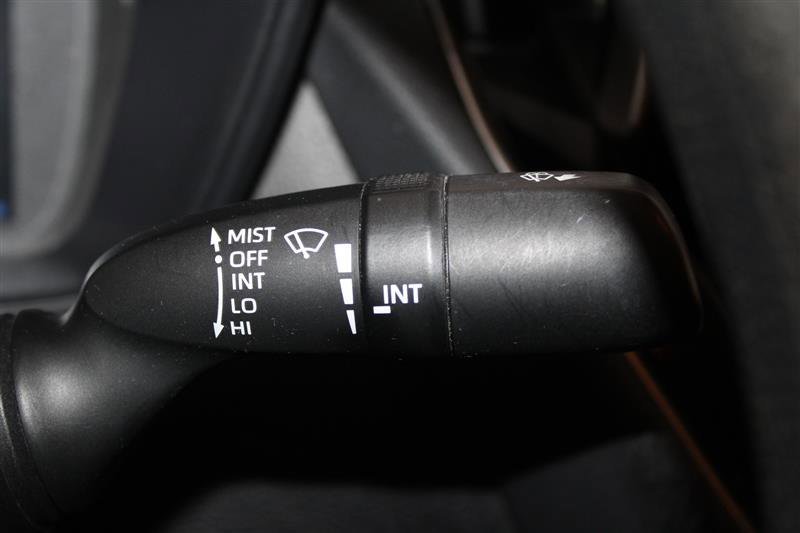 2020 Toyota Corolla LE Image 39 of 54