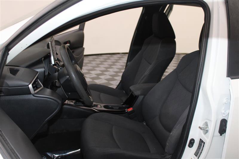 2020 Toyota Corolla LE Image 18 of 54