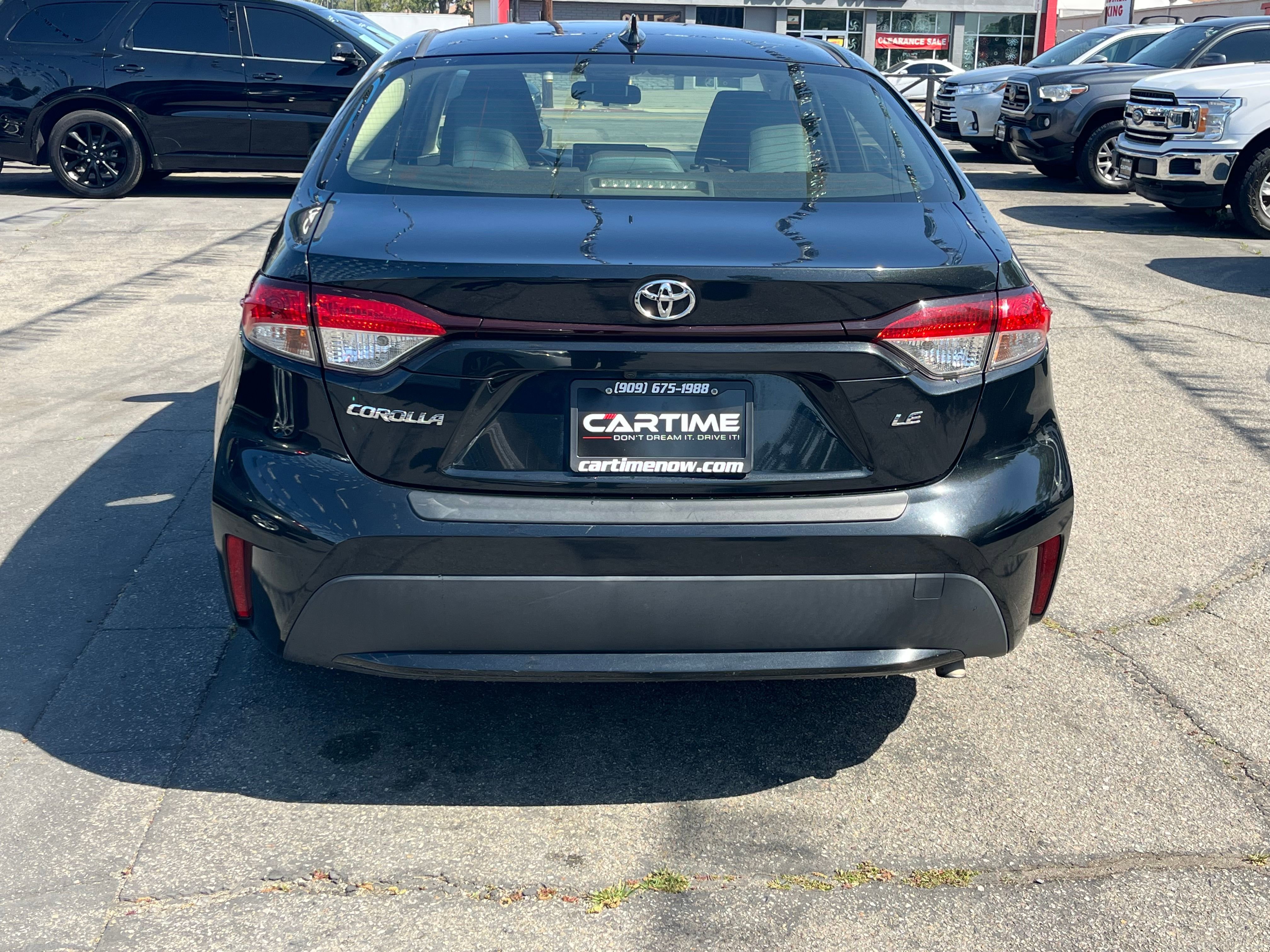 Vehicle image 9 of 77