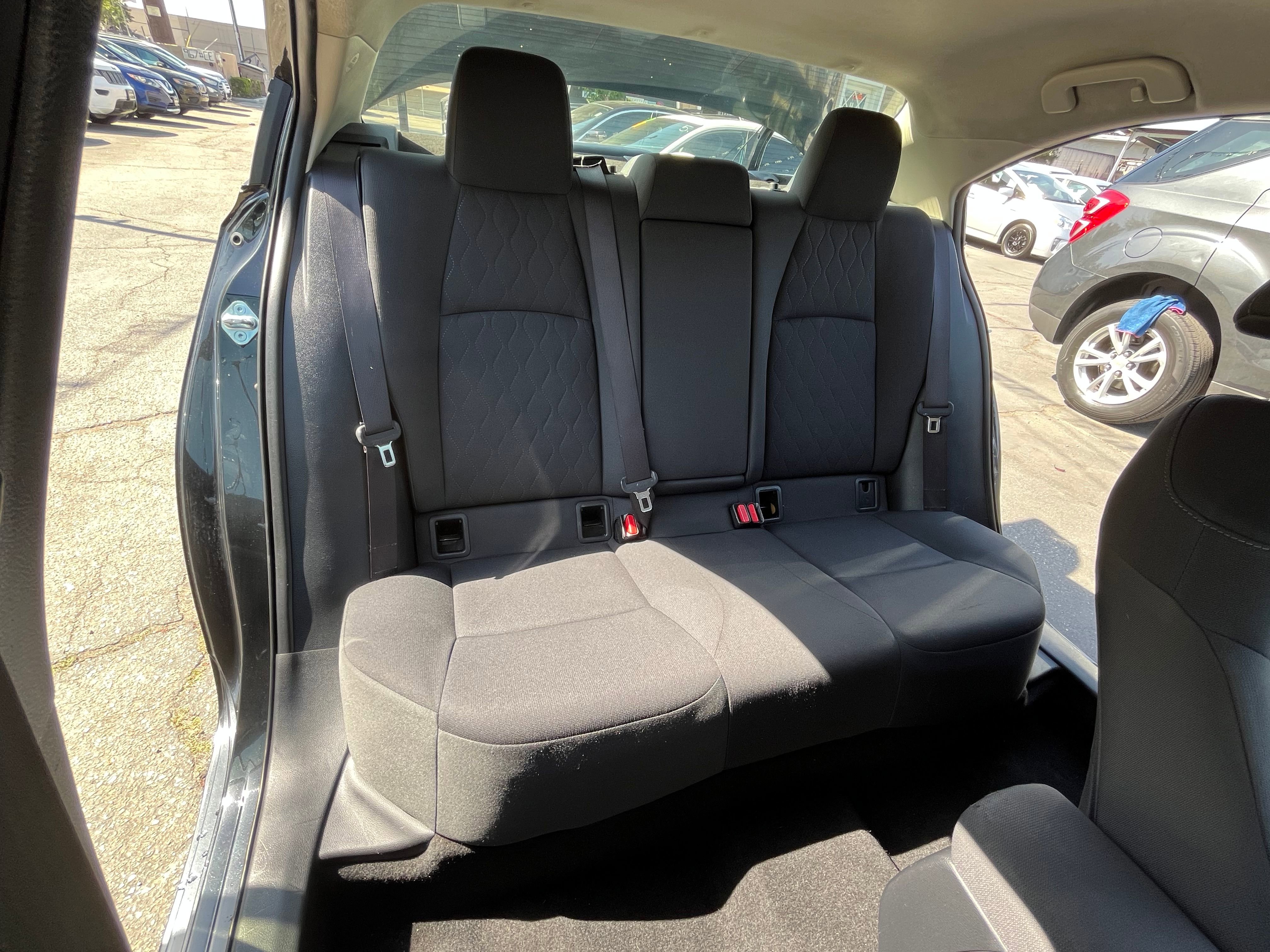 Vehicle image 24 of 77
