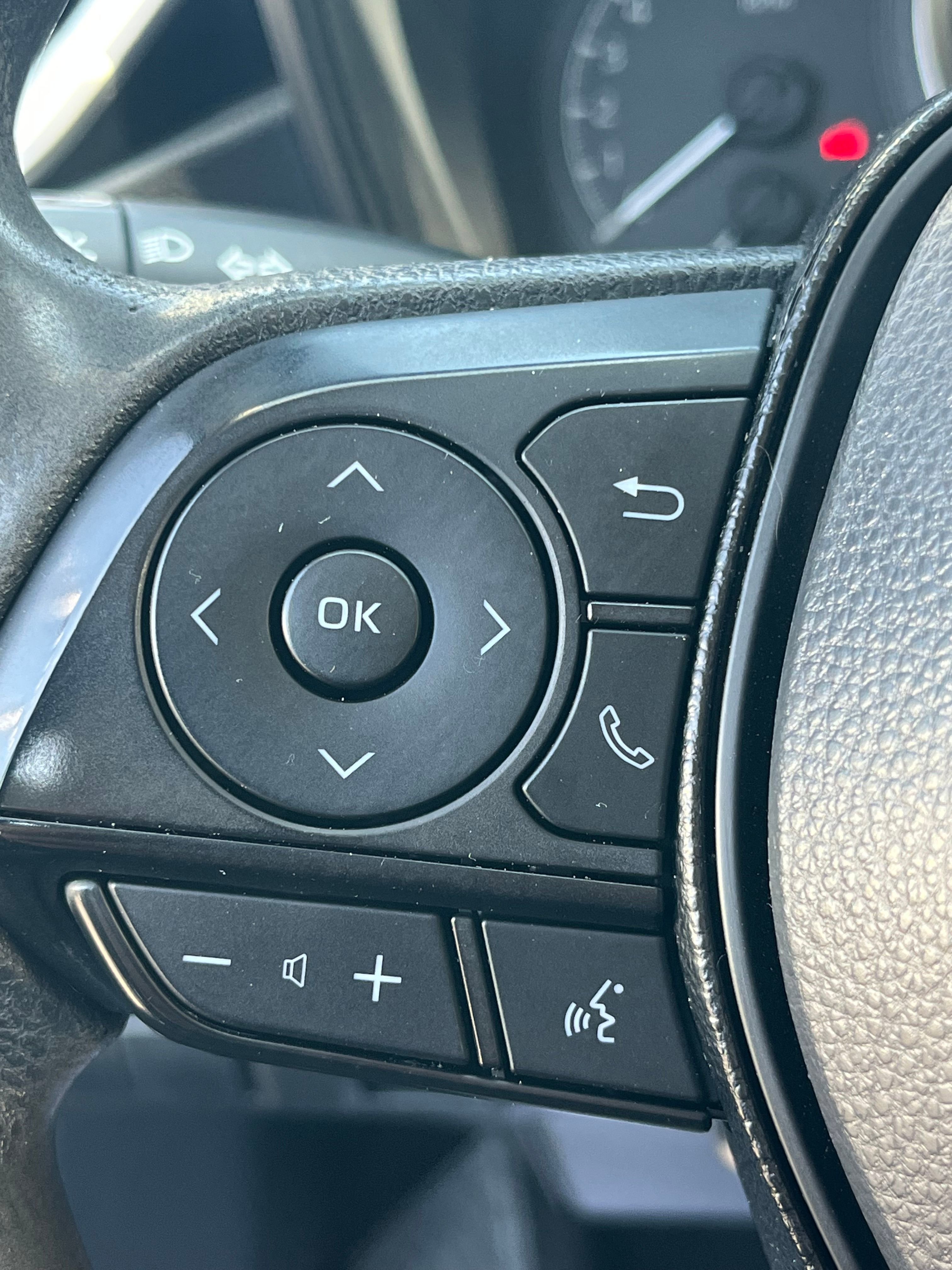 Vehicle image 45 of 77