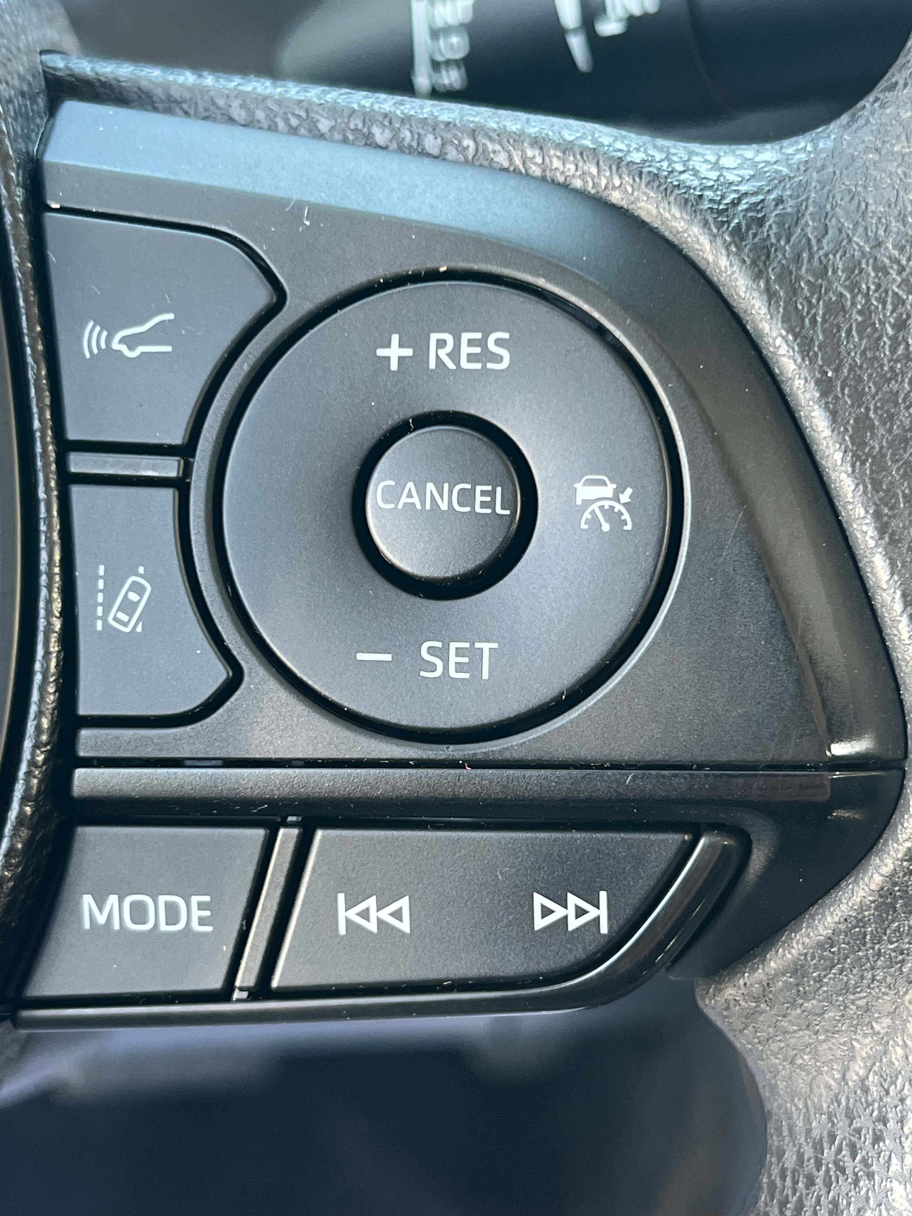 Vehicle image 44 of 77