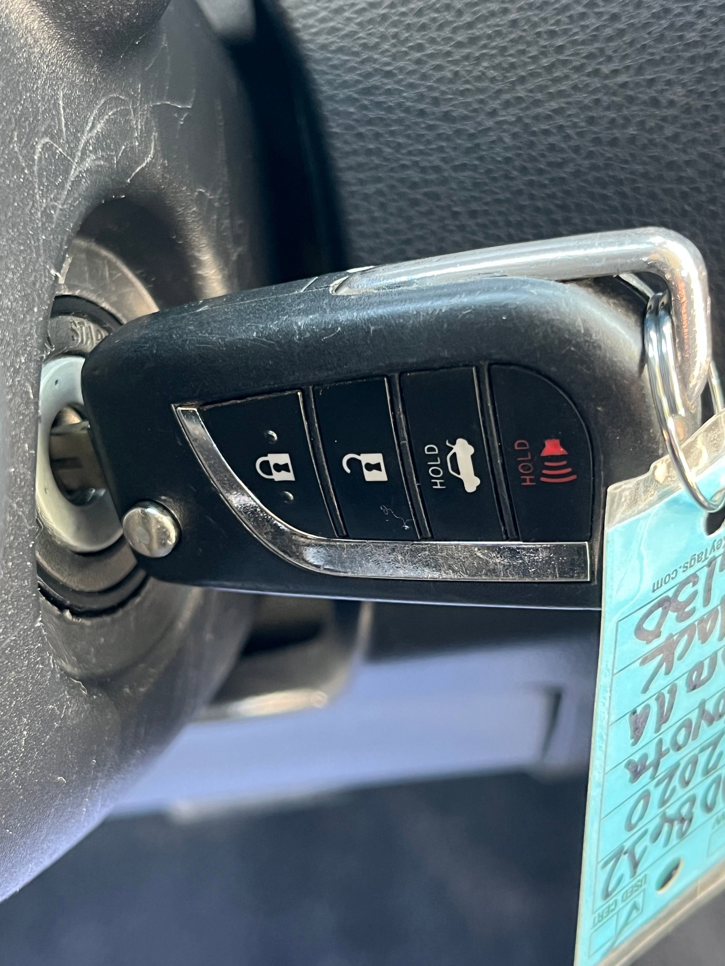Vehicle image 56 of 77