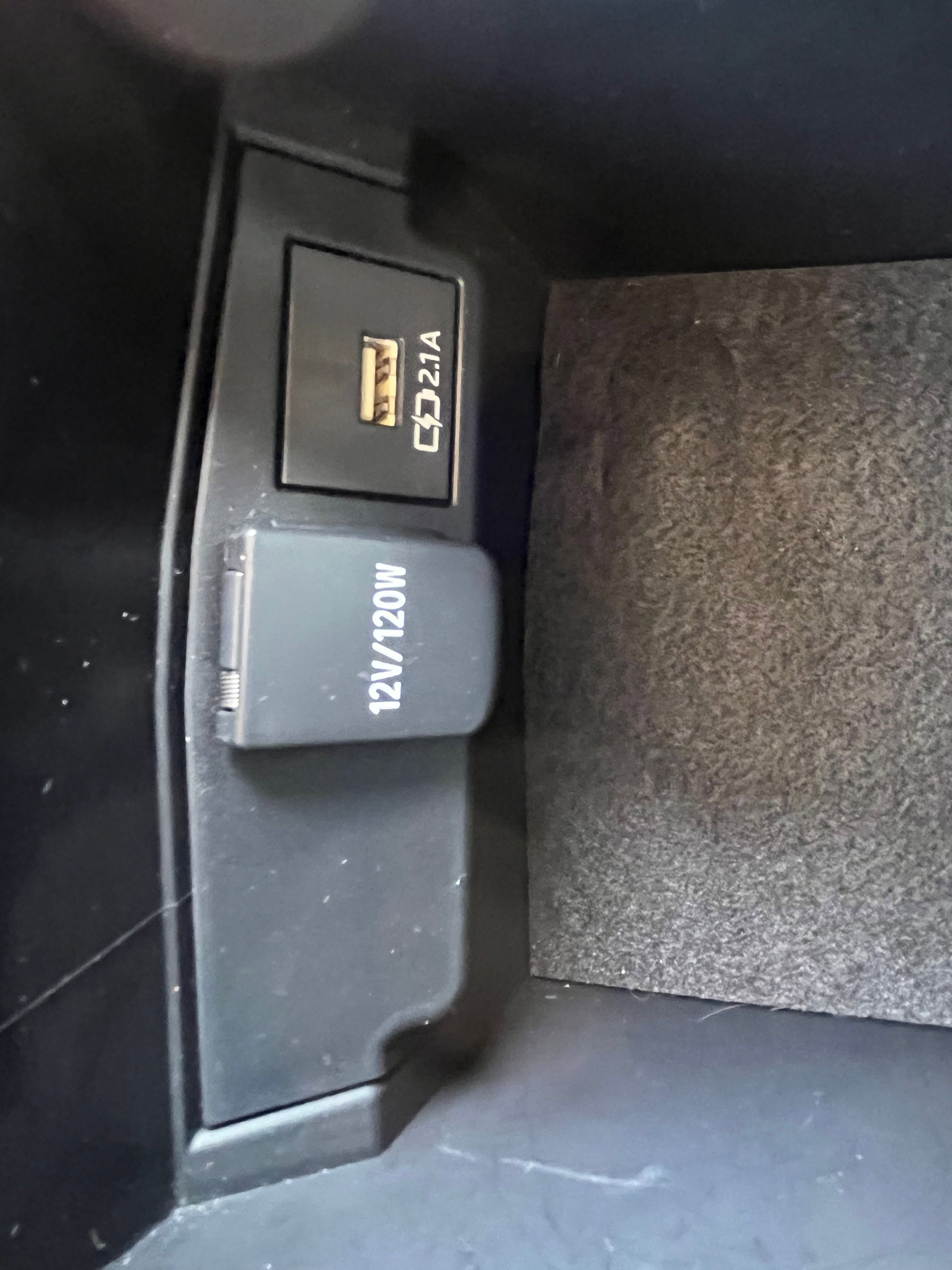Vehicle image 48 of 77