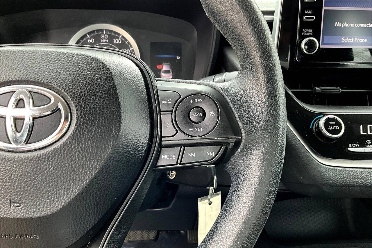 Vehicle image 17 of 30