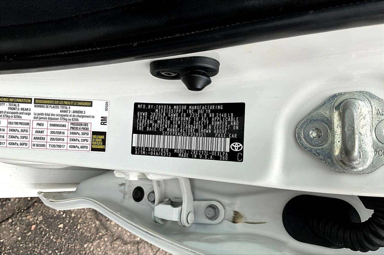 Vehicle image 29 of 30