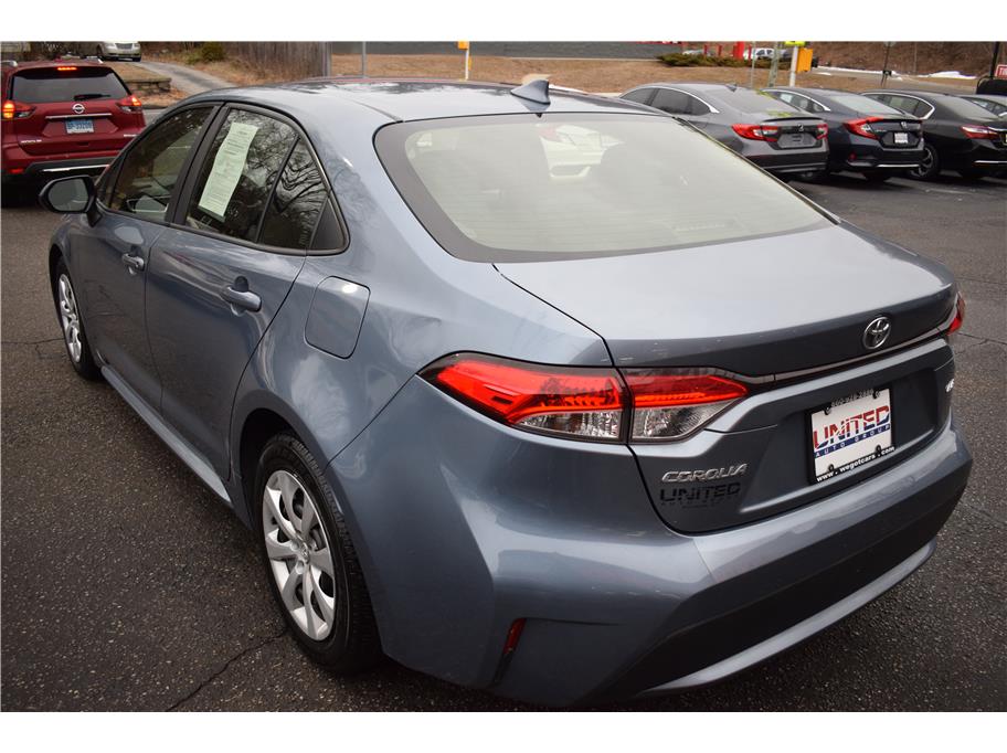 Vehicle image 10 of 30