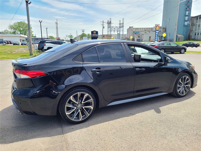 Vehicle image 6 of 28