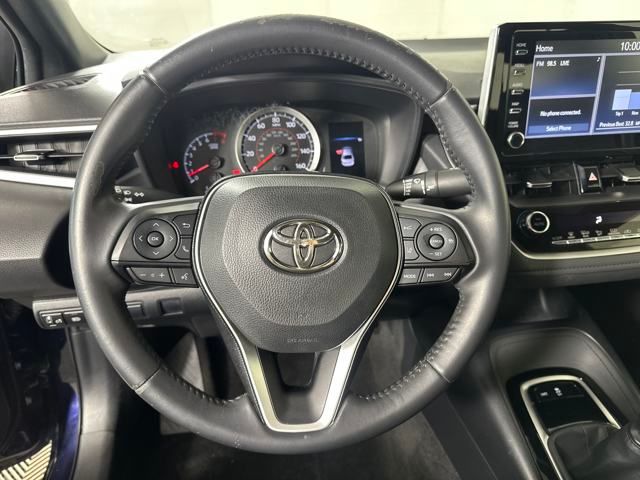 Vehicle image 14 of 27
