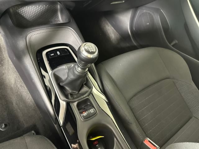 Vehicle image 19 of 27