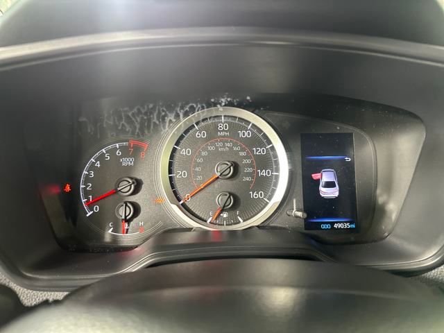 Vehicle image 17 of 27