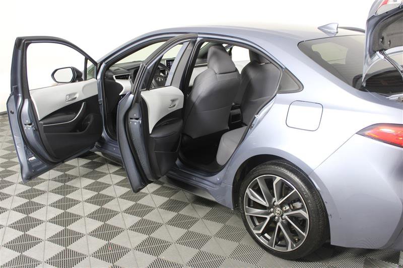 2020 Toyota Corolla SE Image 12 of 55