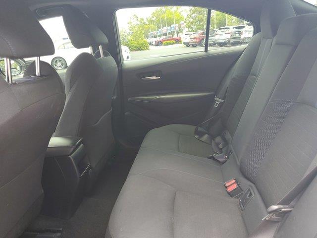 Vehicle image 14 of 32