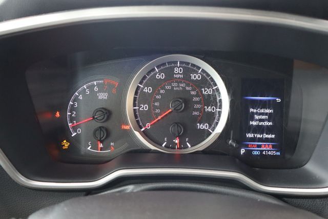 Vehicle image 22 of 35