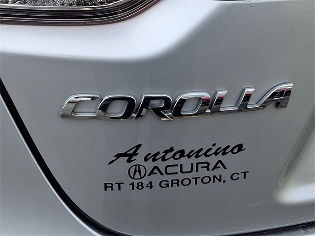 Vehicle image 29 of 37