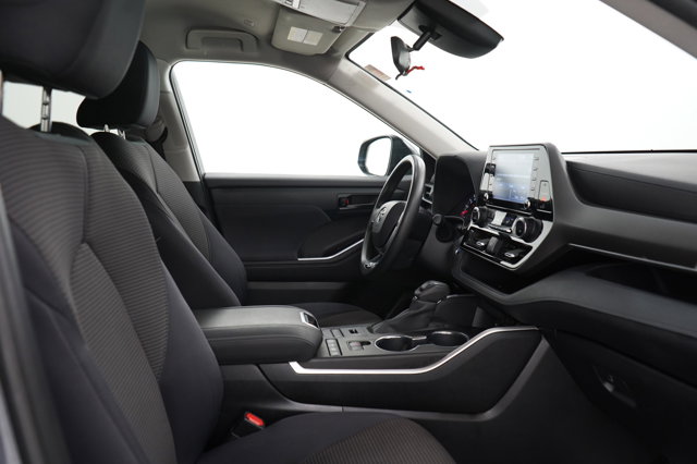 Vehicle image 10 of 29