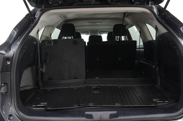 Vehicle image 15 of 29