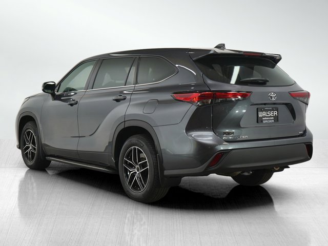 Vehicle image 7 of 29