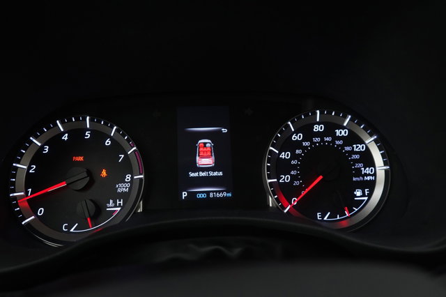 Vehicle image 23 of 29
