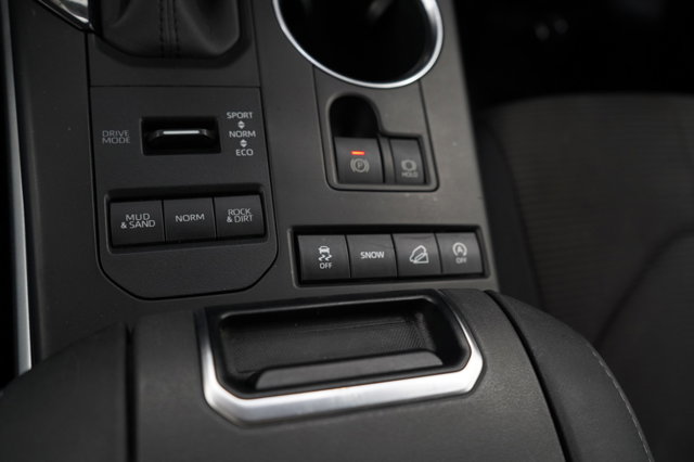 Vehicle image 26 of 29