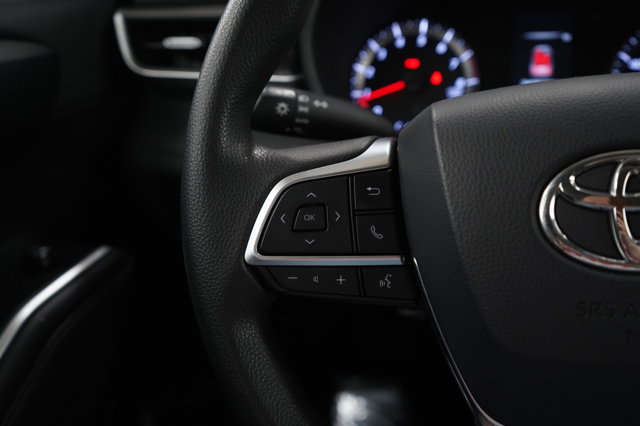 Vehicle image 21 of 29