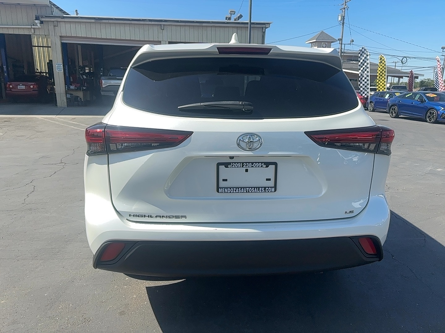 Vehicle image 5 of 14