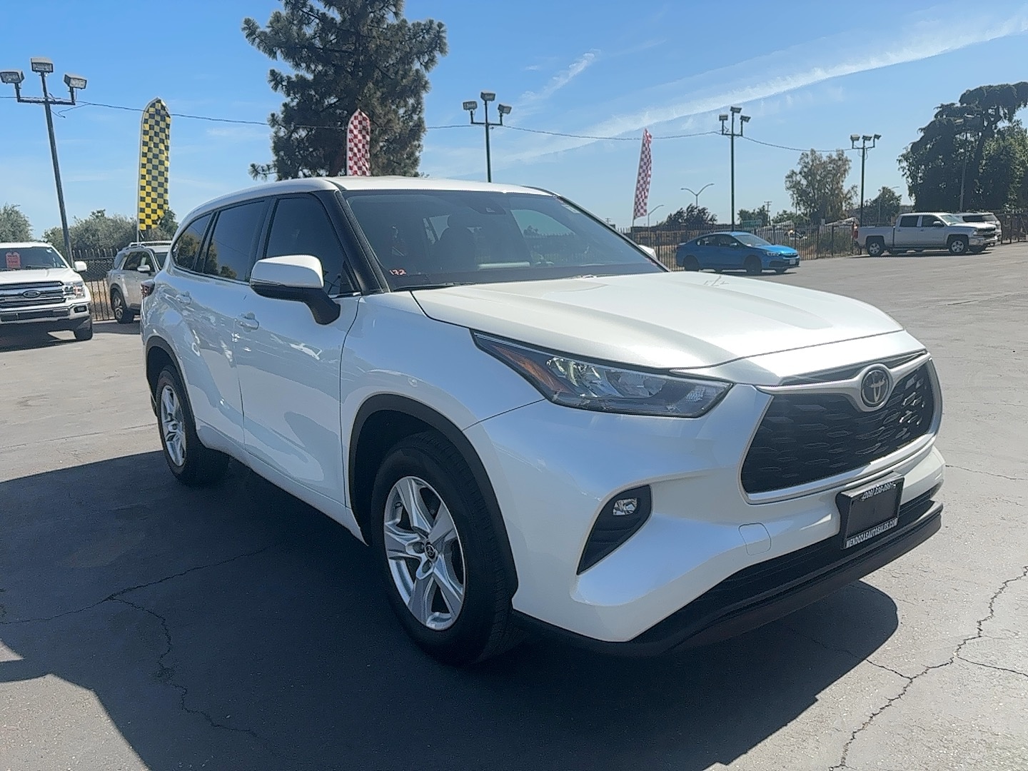 Vehicle image 3 of 14