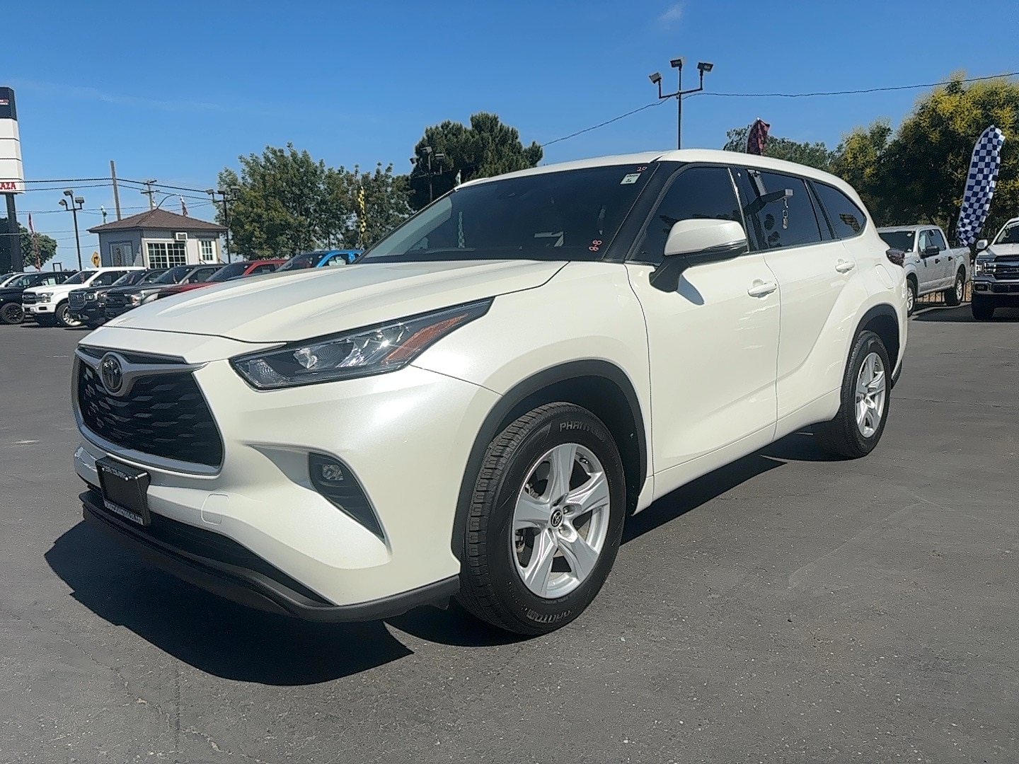 Vehicle image 1 of 14