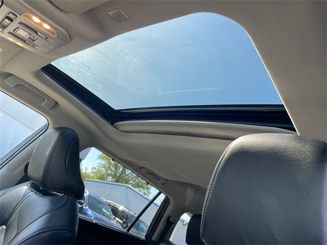 2020 Toyota Highlander Limited Image 15 of 16