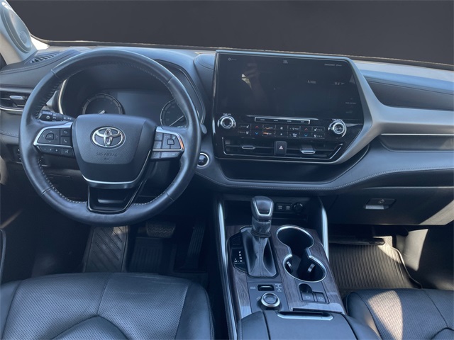 2020 Toyota Highlander Limited Image 13 of 16
