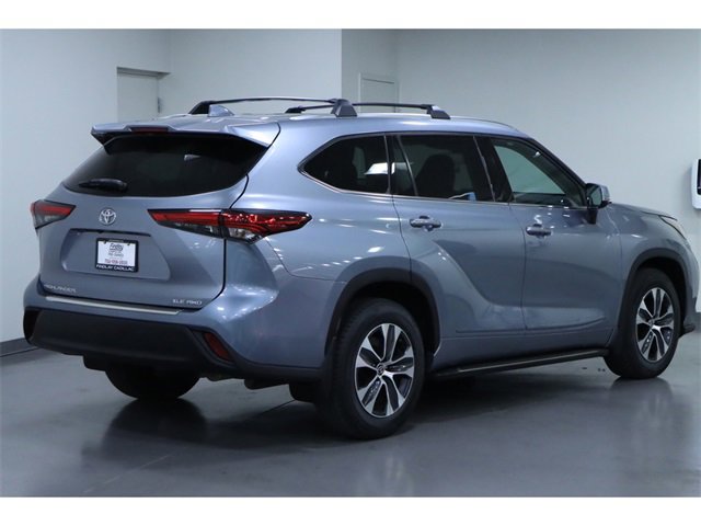 Vehicle image 7 of 31