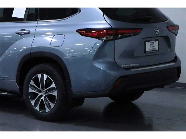 Vehicle image 6 of 31