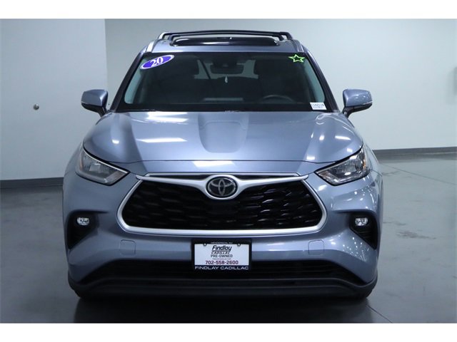 Vehicle image 2 of 31