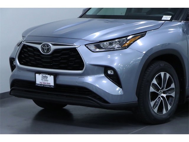Vehicle image 12 of 31