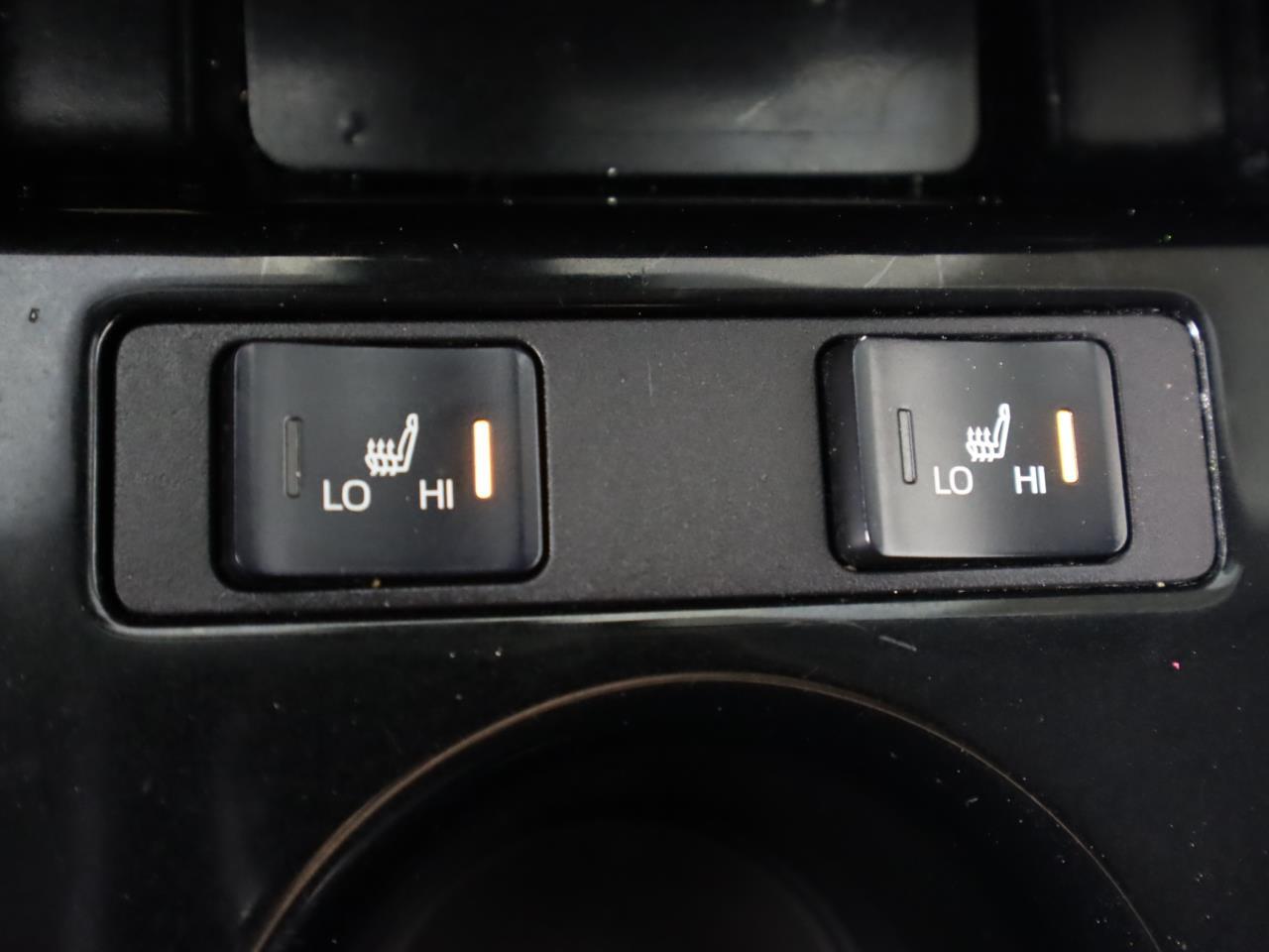 Vehicle image 24 of 41