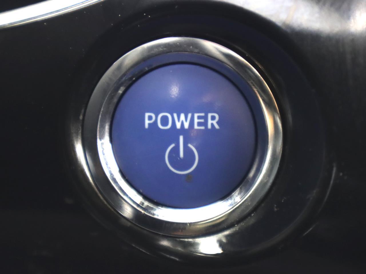 Vehicle image 22 of 41