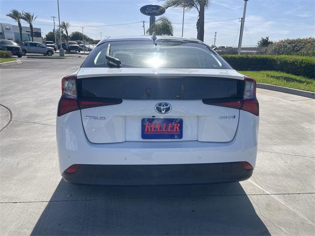 Vehicle image 7 of 33