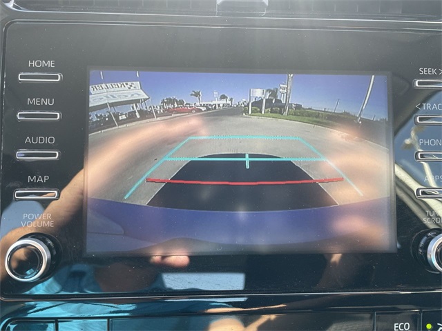 Vehicle image 14 of 33