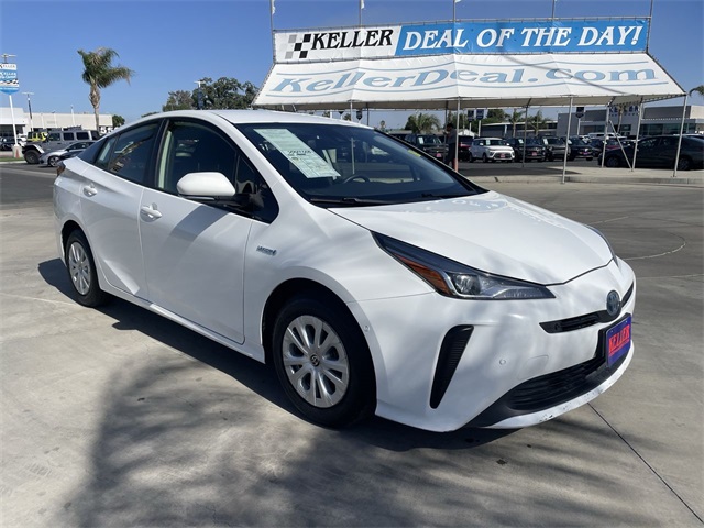 Vehicle image 4 of 33