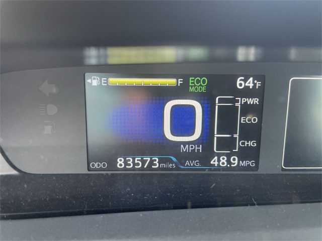 Vehicle image 12 of 33