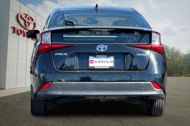Vehicle image 6 of 27
