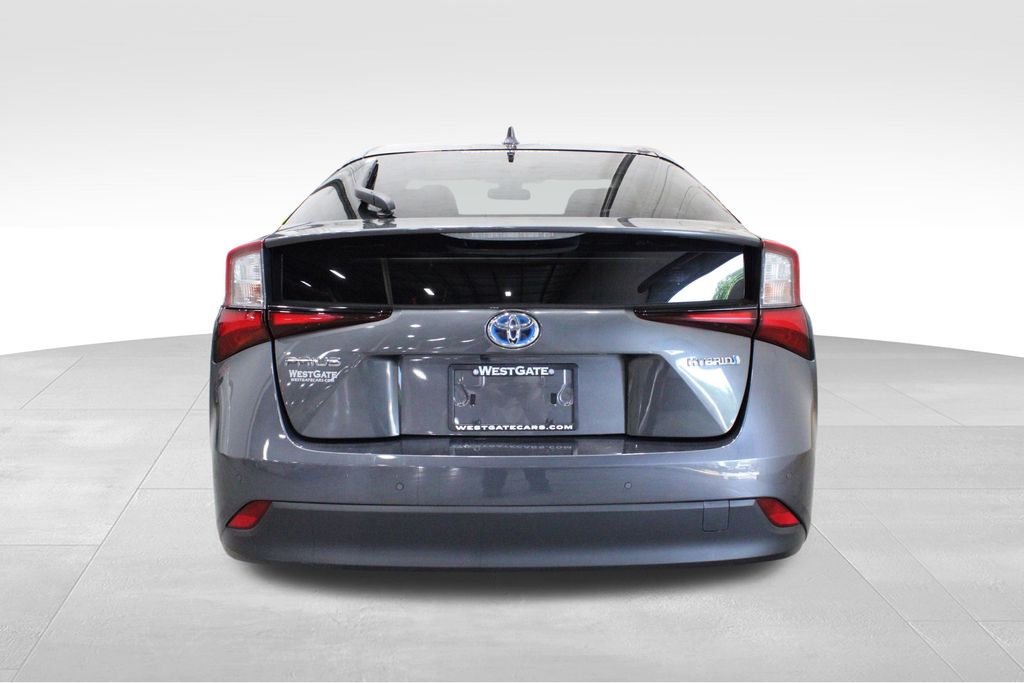 Vehicle image 5 of 41