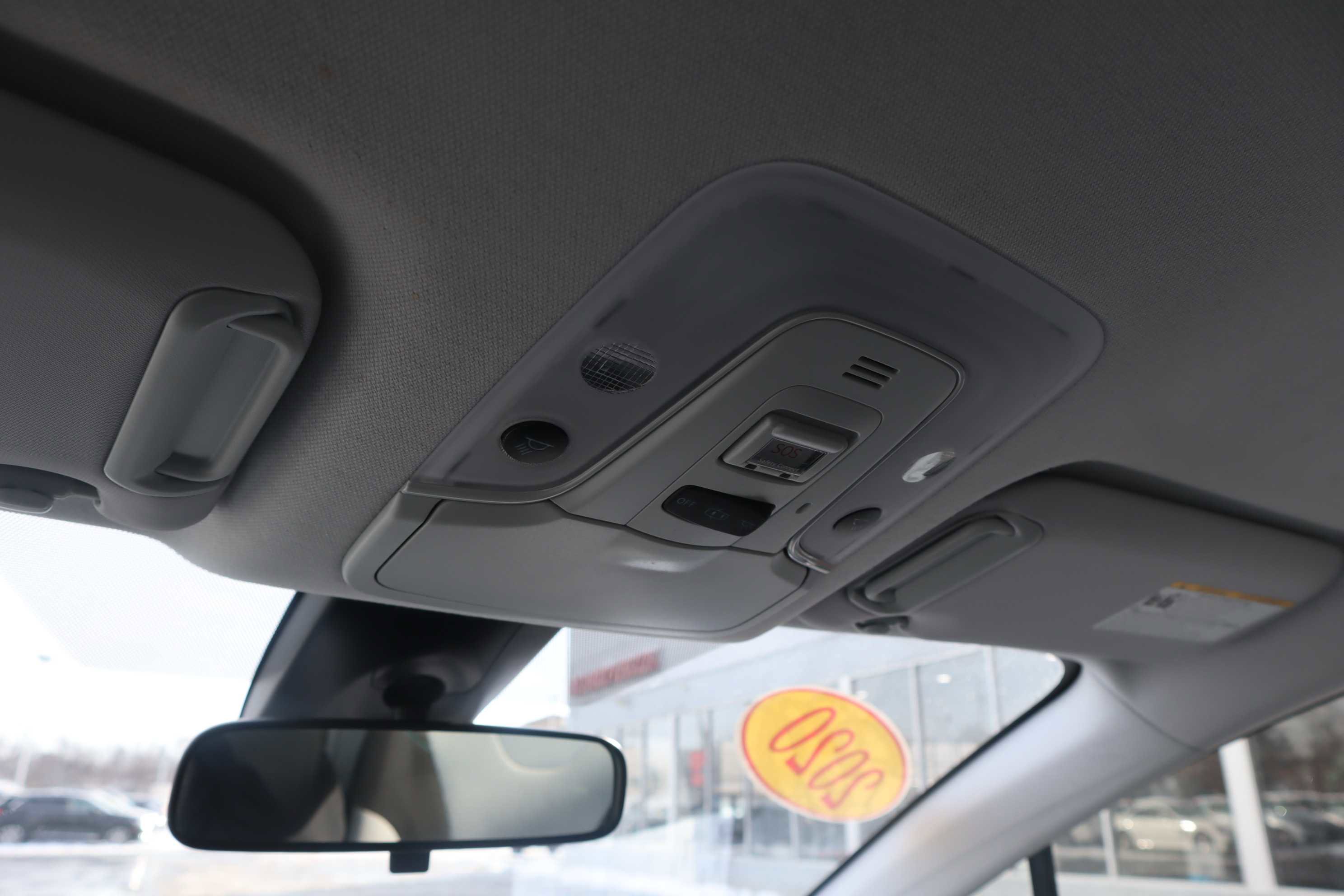 Vehicle image 17 of 17