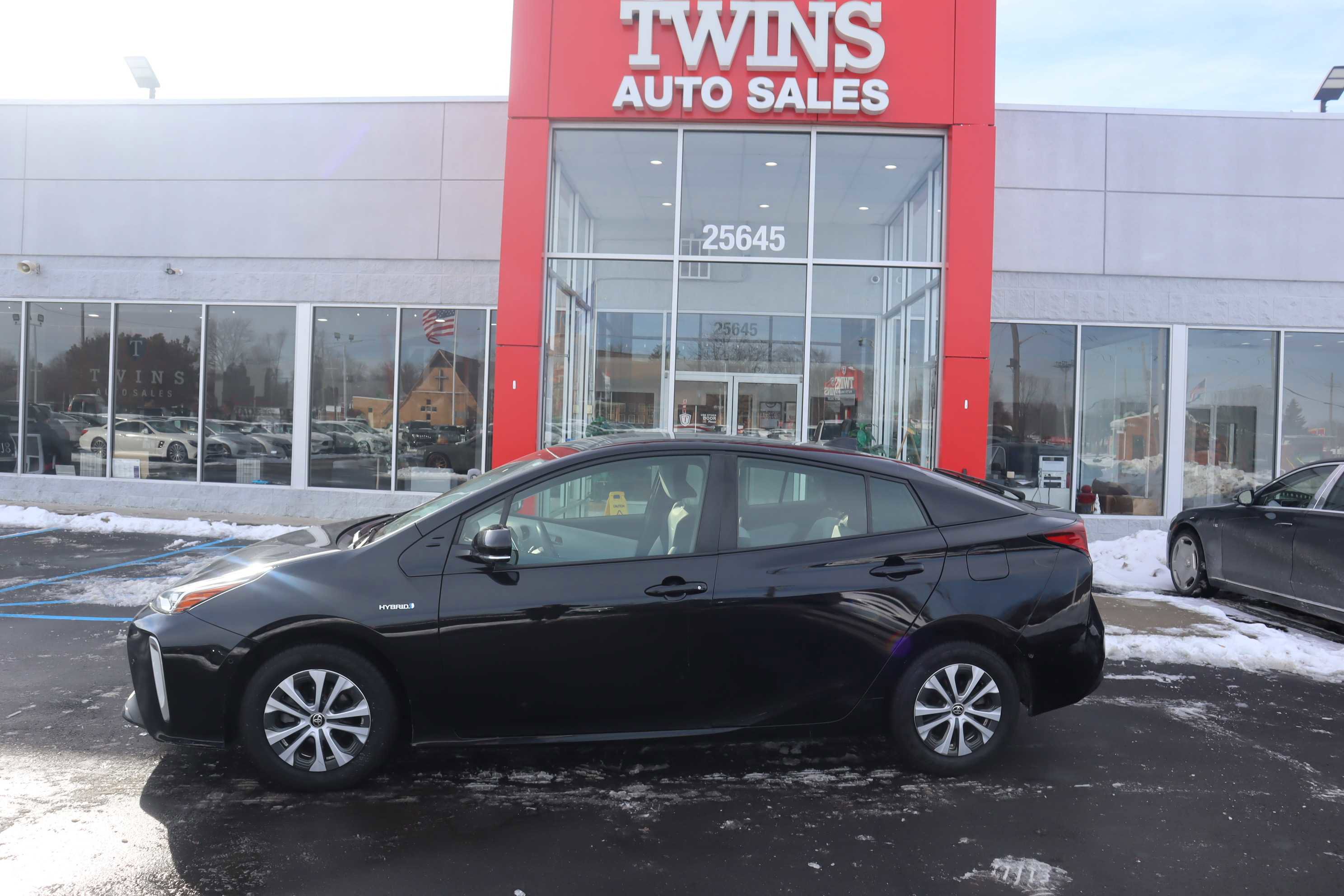 Vehicle image 1 of 17