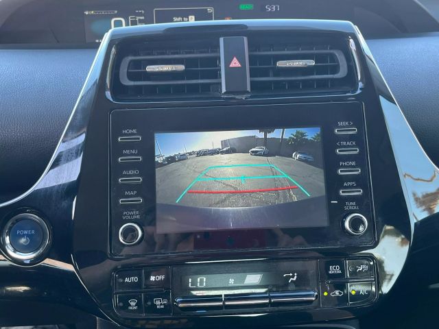 Vehicle image 22 of 28