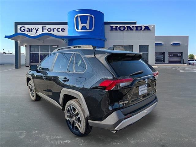 Vehicle image 4 of 23