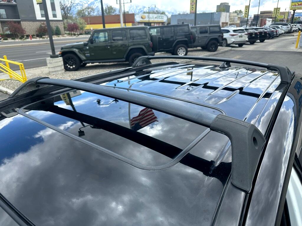 Vehicle image 12 of 29